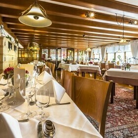 Tischgedecke im Gasthaus goldener Engel im Glottertal