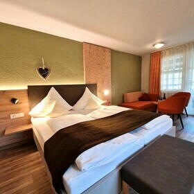 Doppelbett im Gstezimmer des Gasthaus goldener Engel